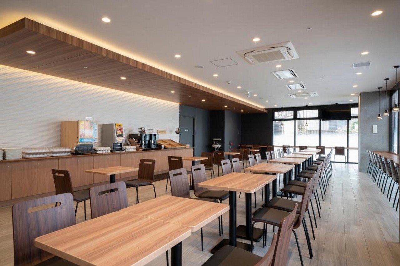 R&b Shinkansenguchi Hotel